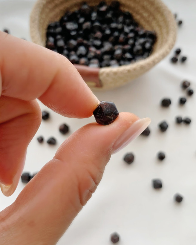 بلور ریز گارنت سرخ